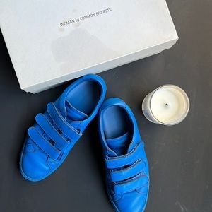Cobalt blue Velcro sneakers